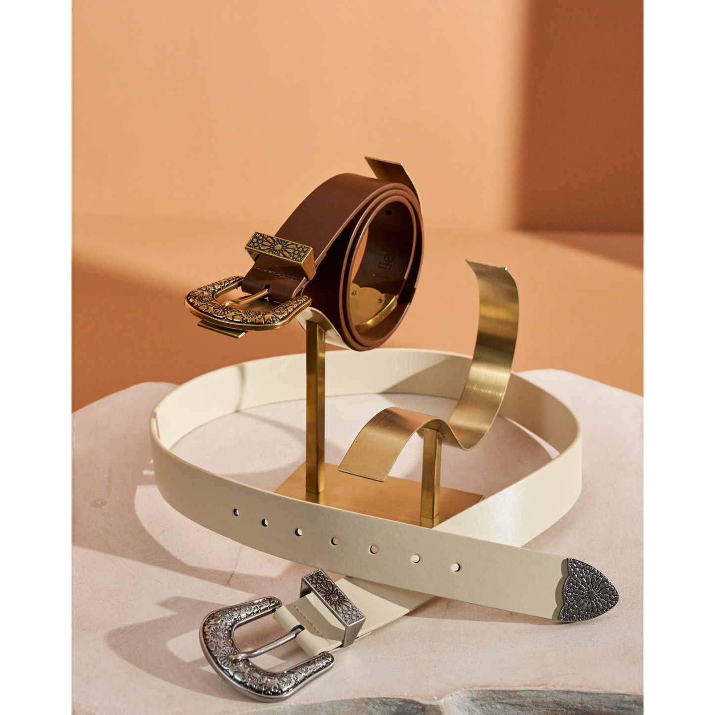 Nieline Belt